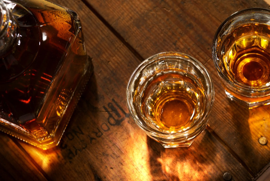 6 Rules for Drinking Bourbon Correctly